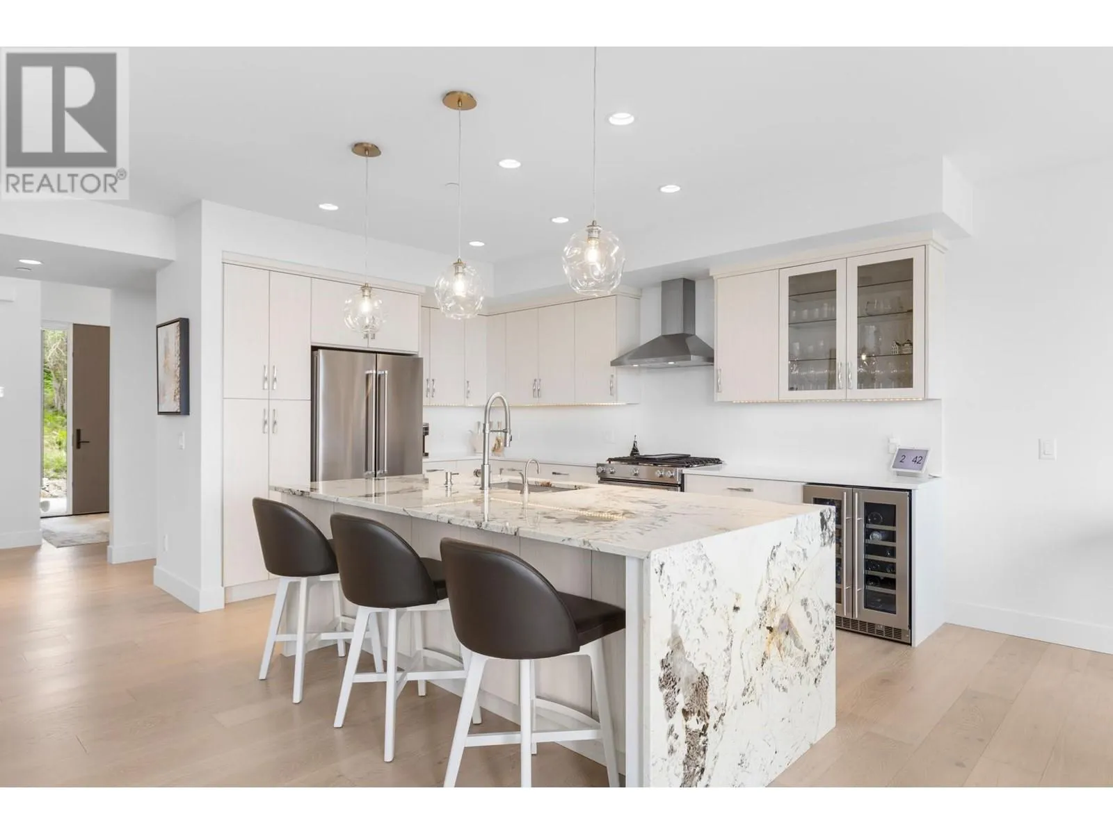470 Hawk's Perch Lane