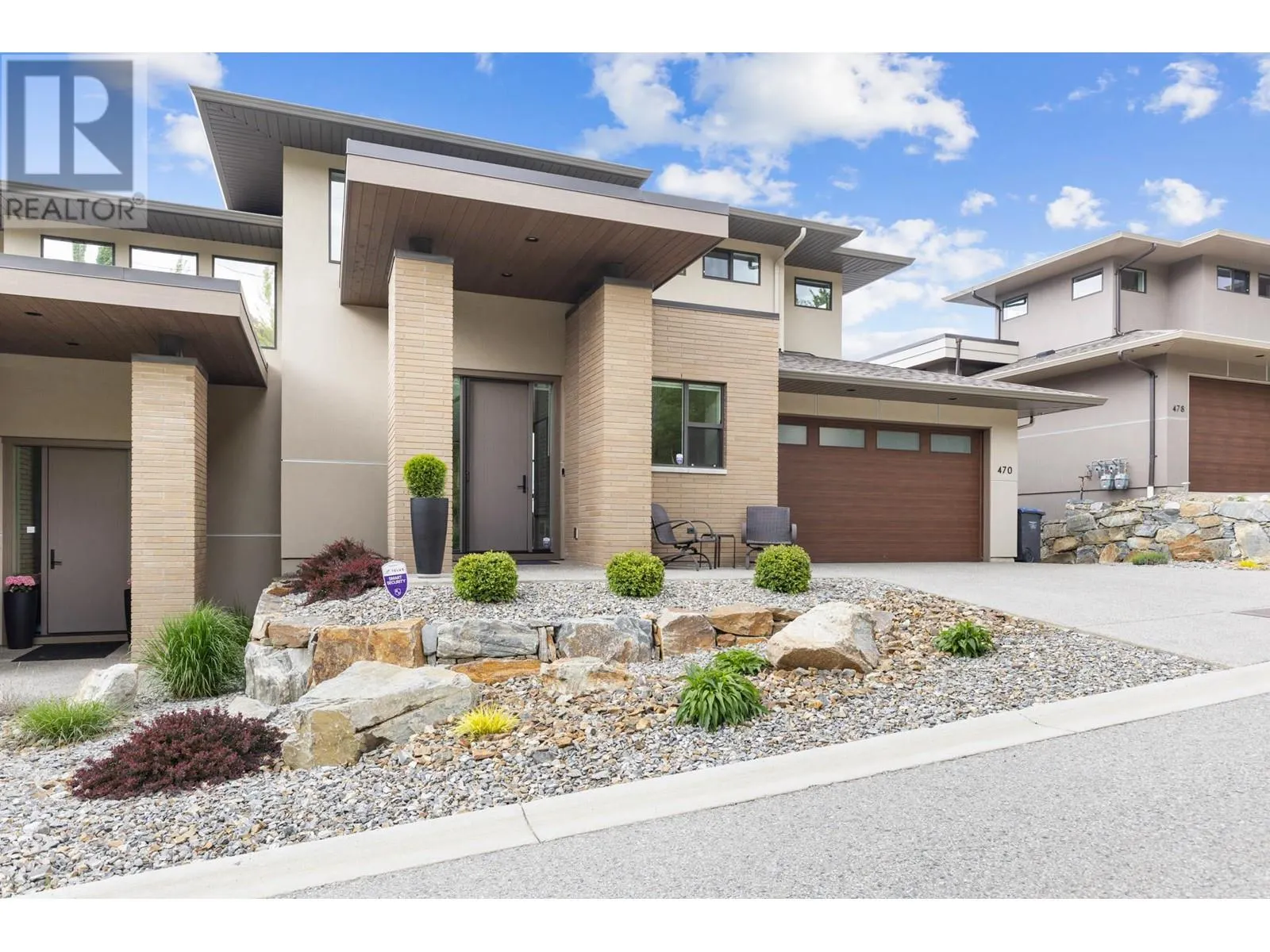 470 Hawk's Perch Lane