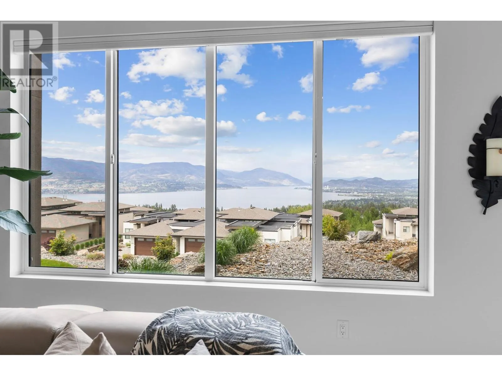 470 Hawk's Perch Lane