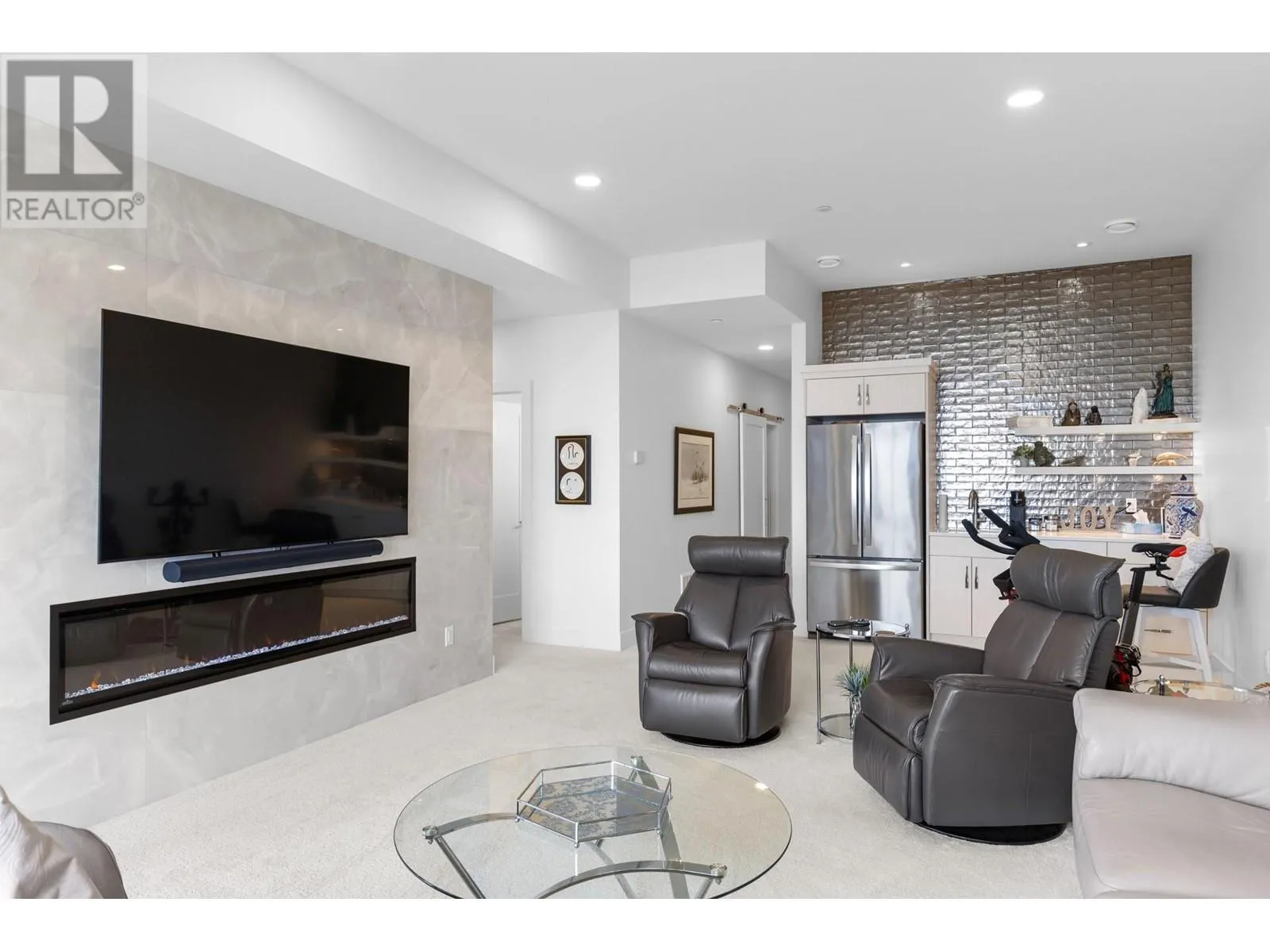 470 Hawk's Perch Lane