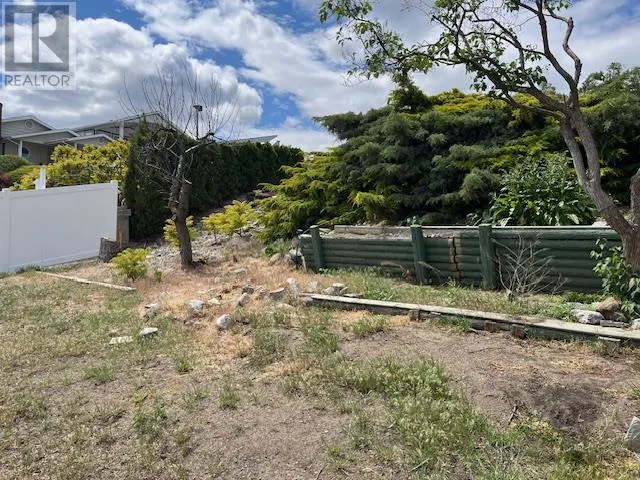 4008 LOBELIA Drive