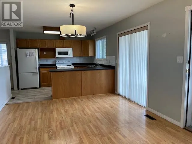 4008 LOBELIA Drive