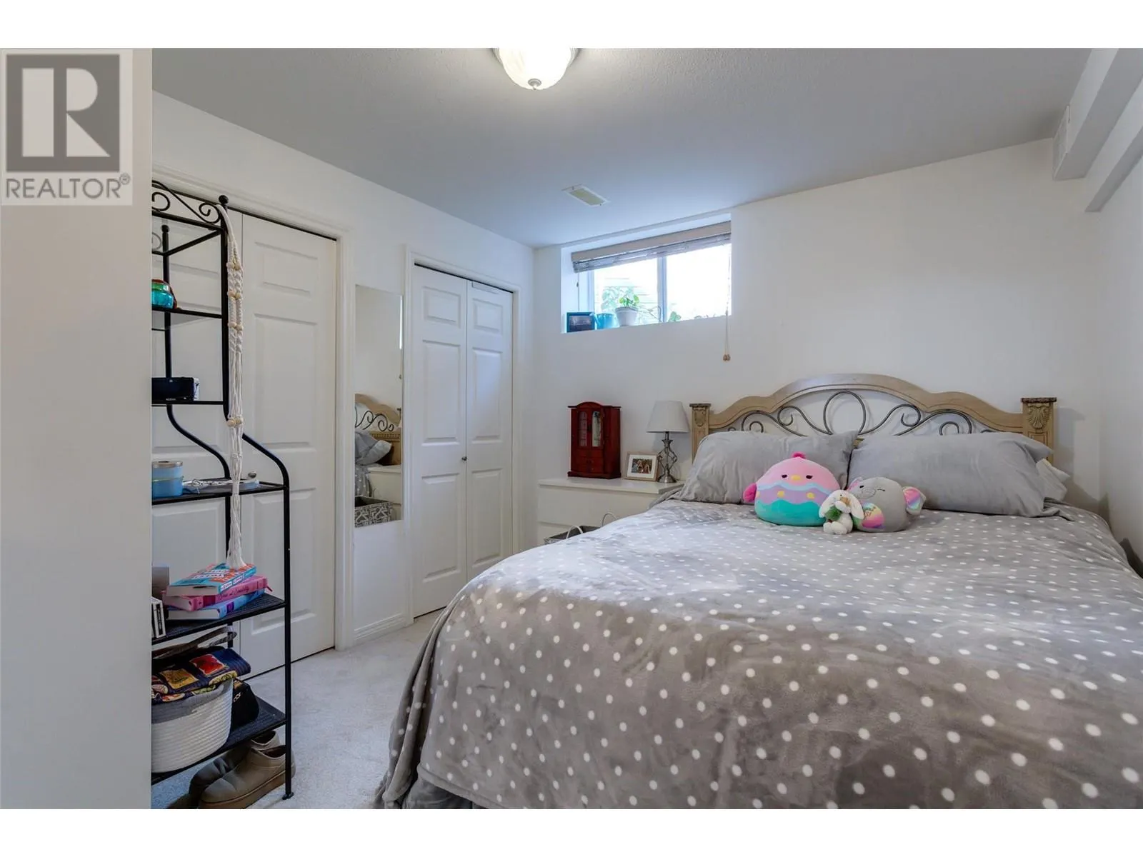 2205 Canary Place