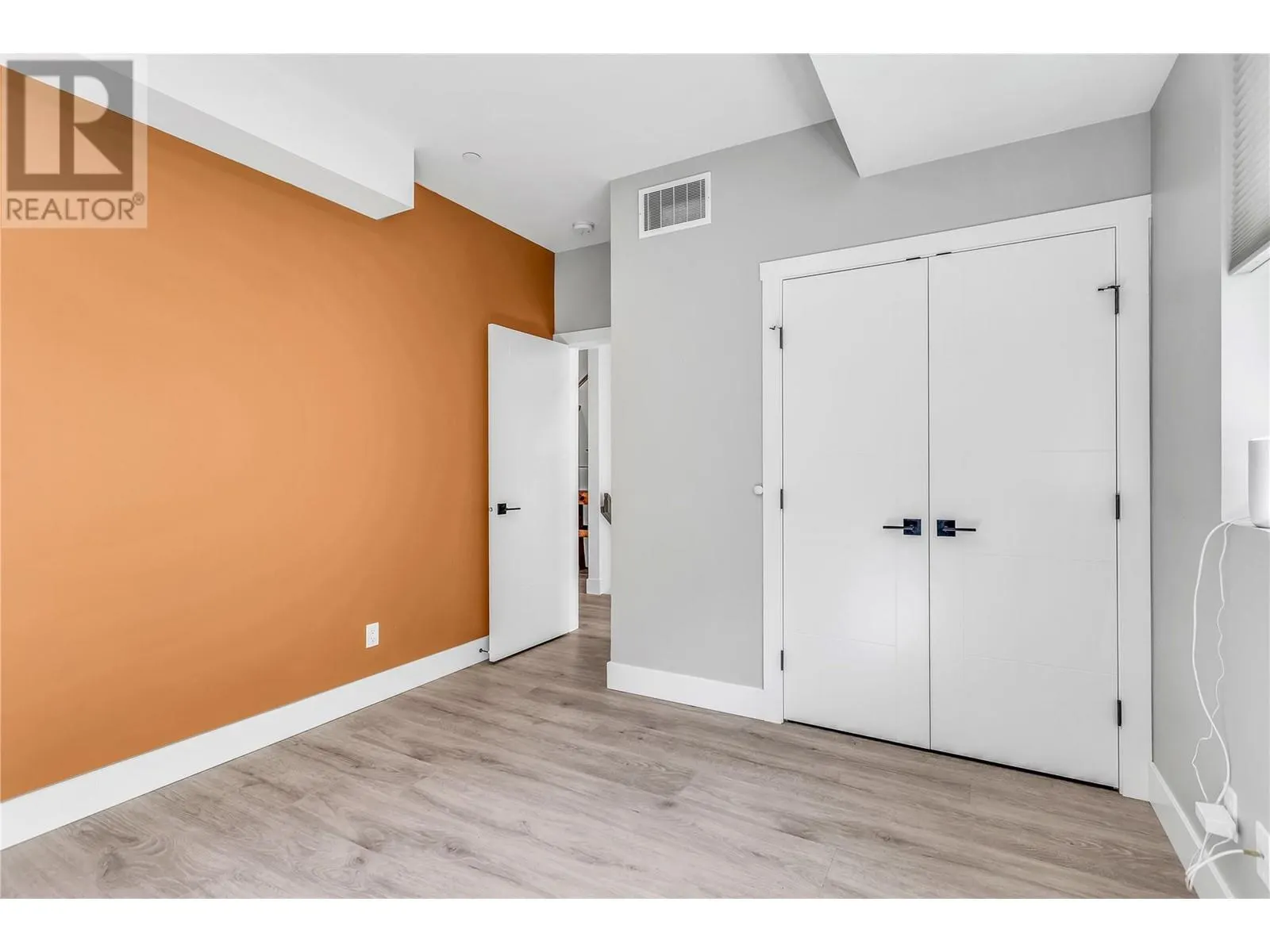 269 Diamond Way Unit# 10