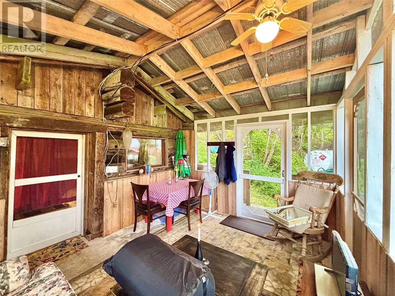 3614 Lumby Mabel Lake Road