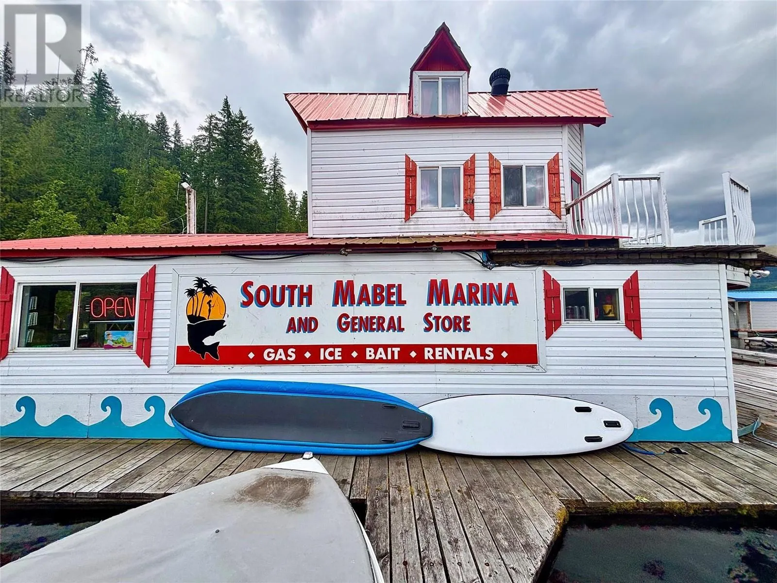 3614 Lumby Mabel Lake Road