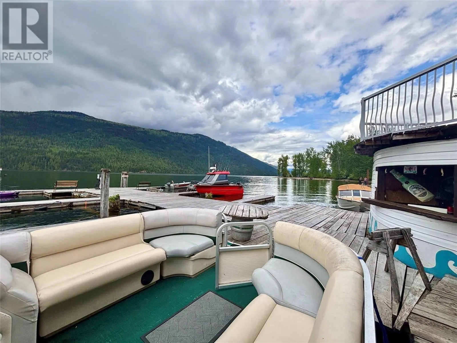 3614 Lumby Mabel Lake Road