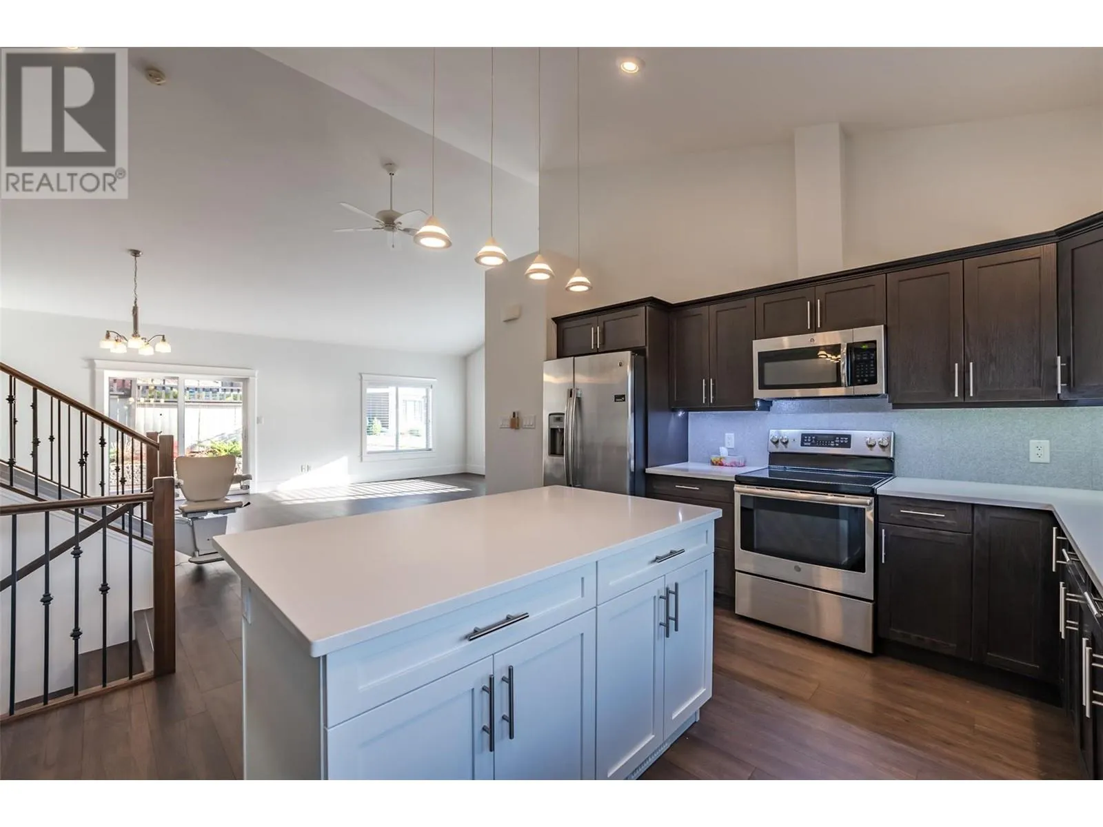 4400 MCLEAN CREEK Road Unit# 301