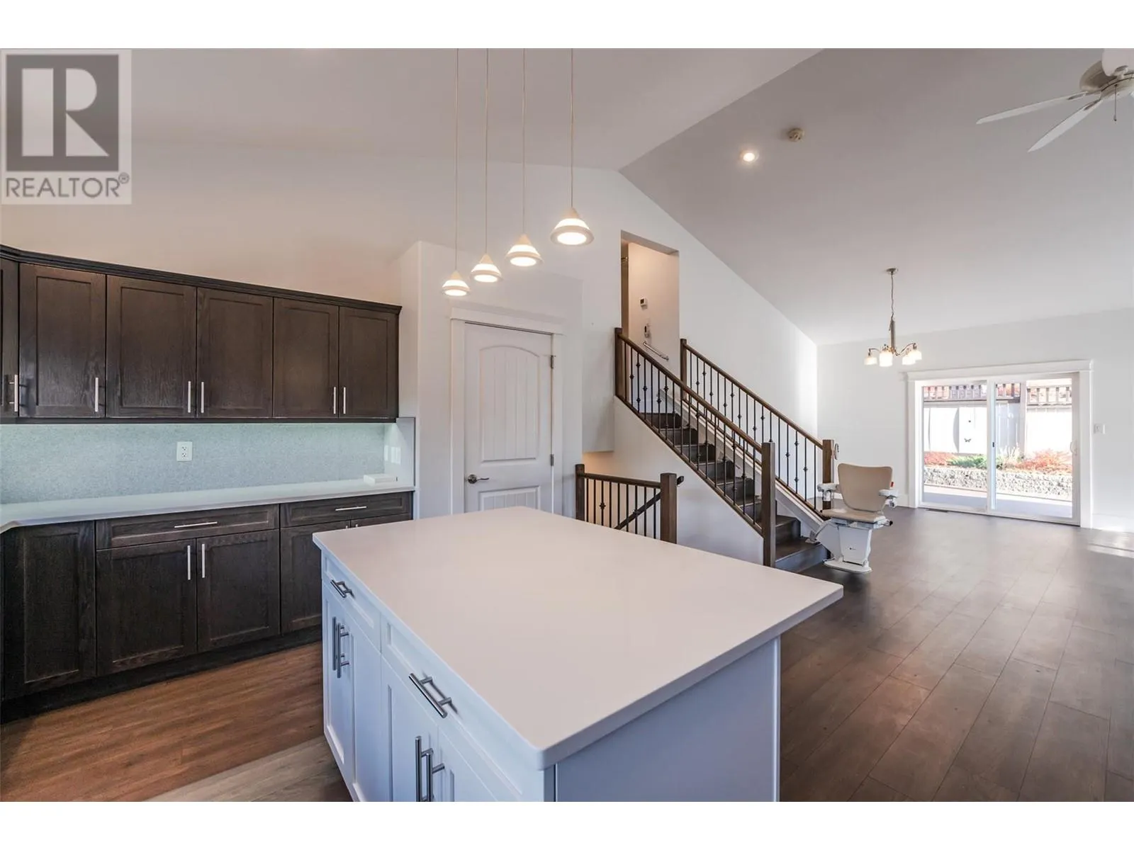 4400 MCLEAN CREEK Road Unit# 301