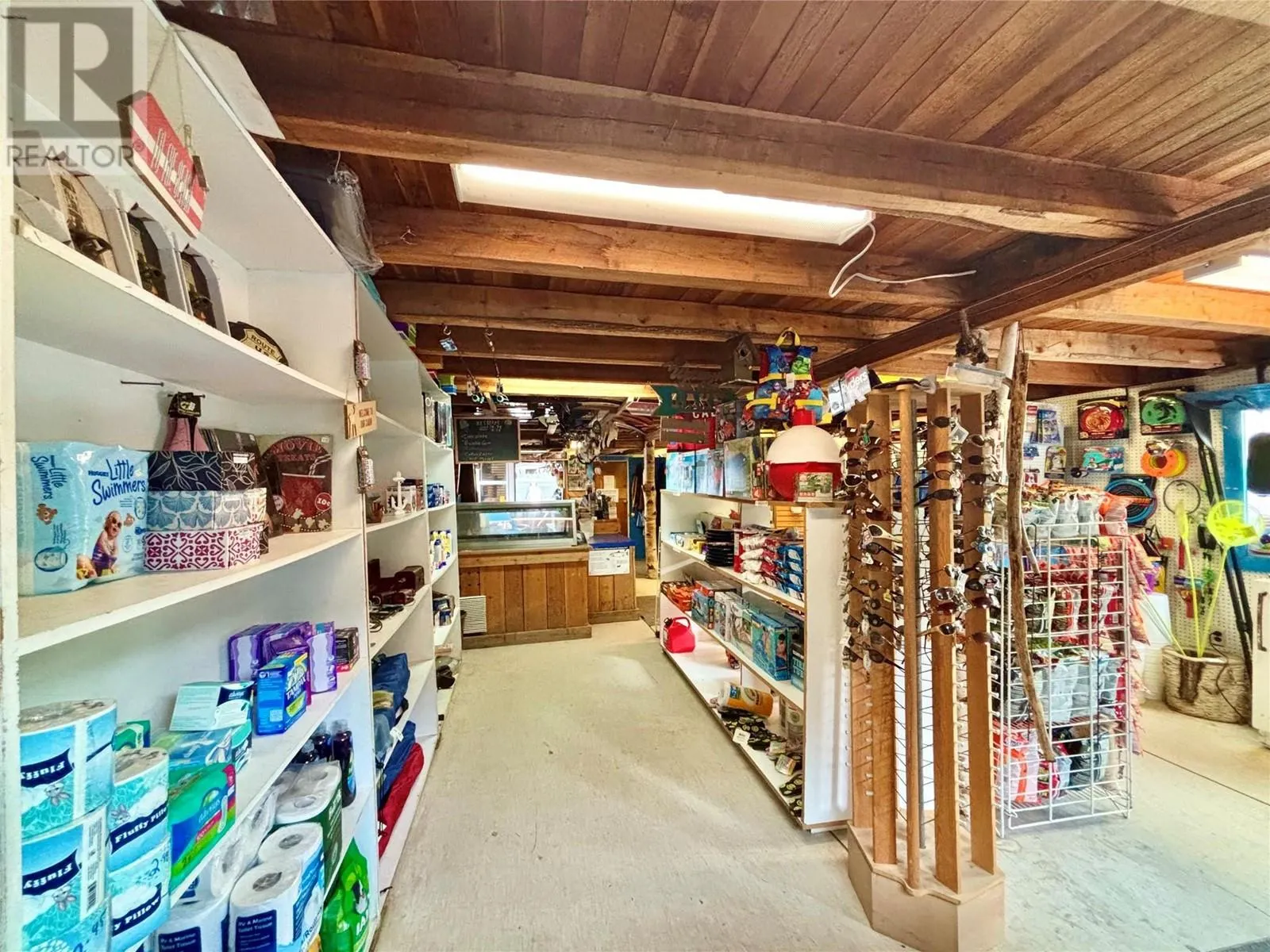 3614 Lumby Mabel Lake Road