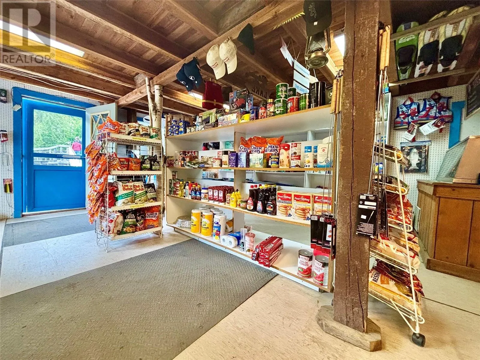 3614 Lumby Mabel Lake Road