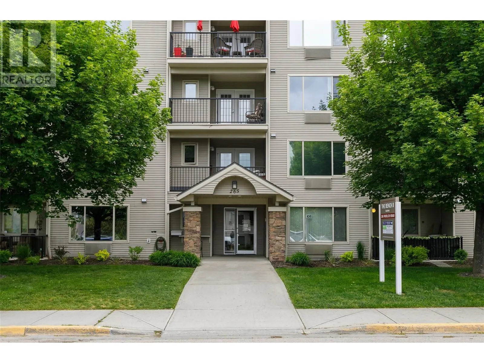 265 Froelich Road Unit# 412