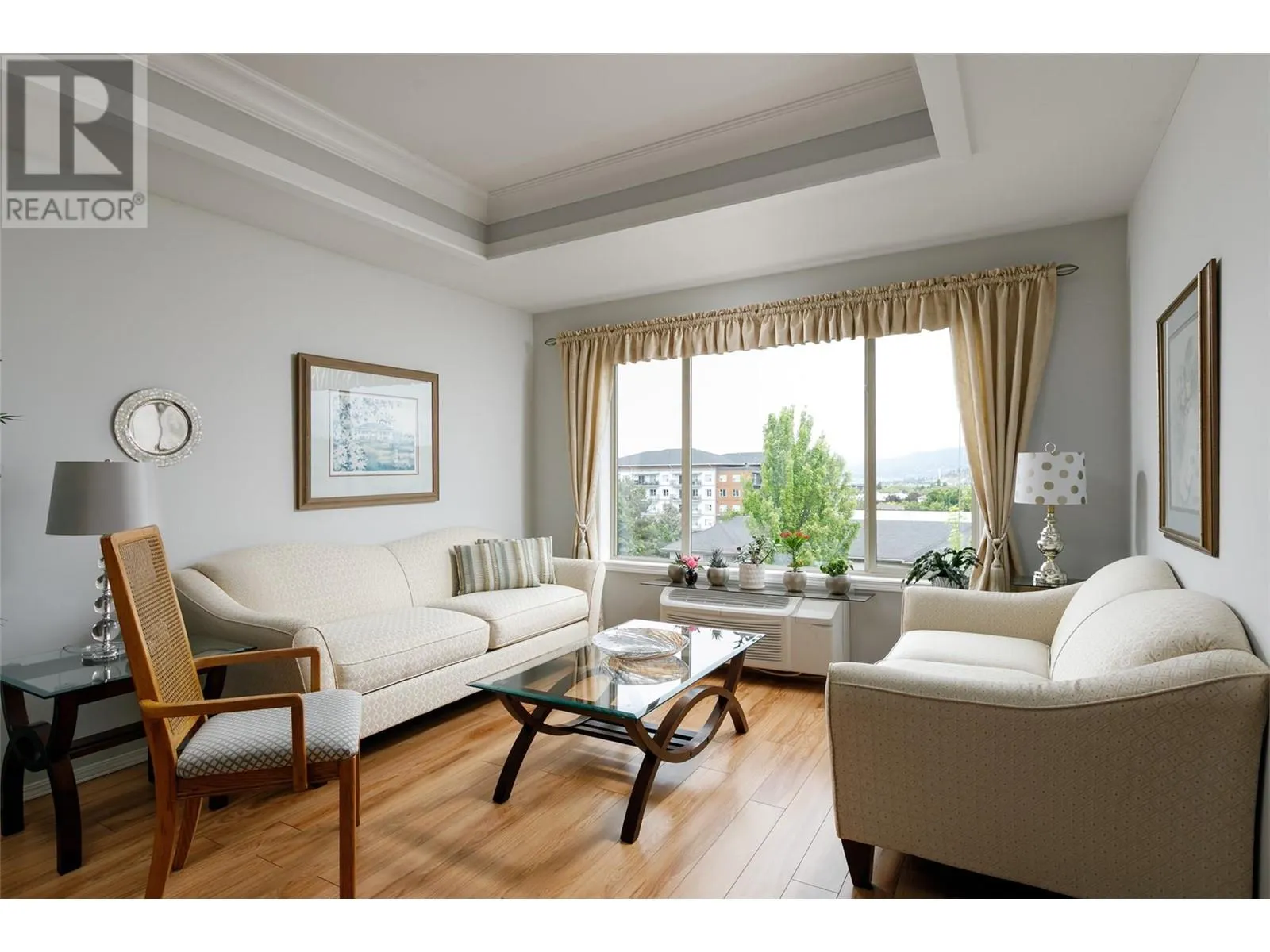 265 Froelich Road Unit# 412