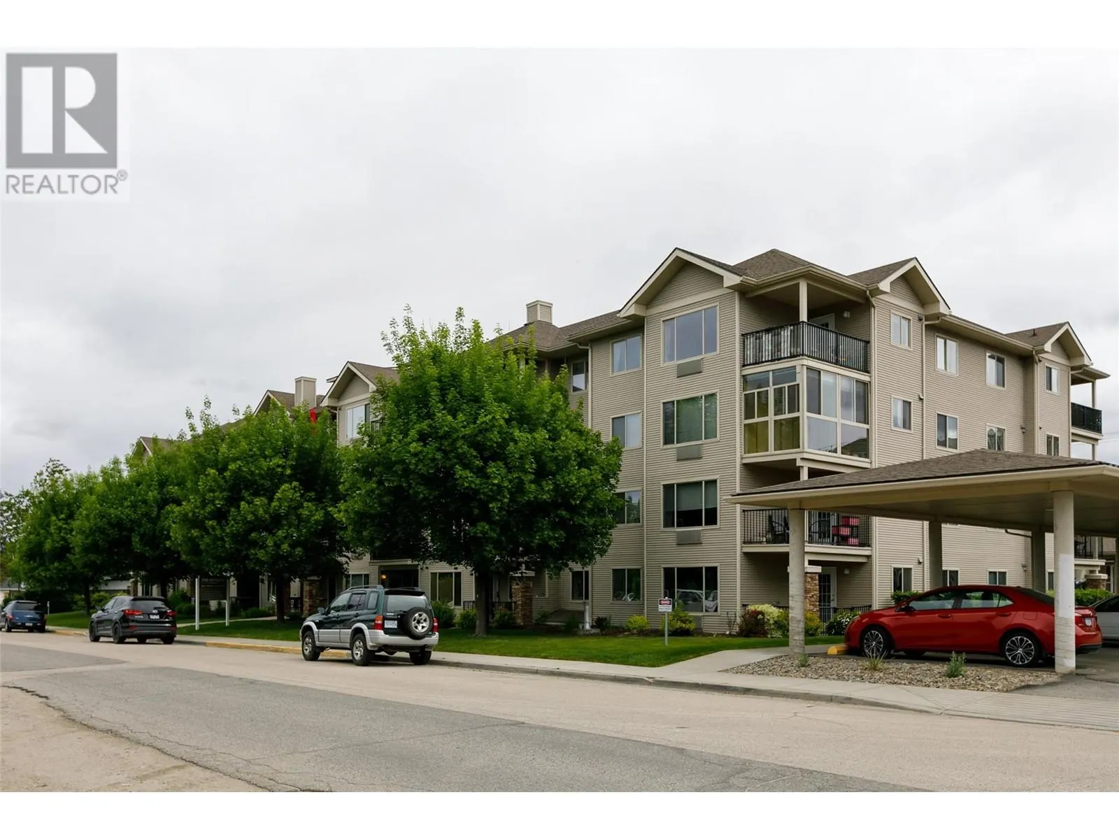 265 Froelich Road Unit# 412