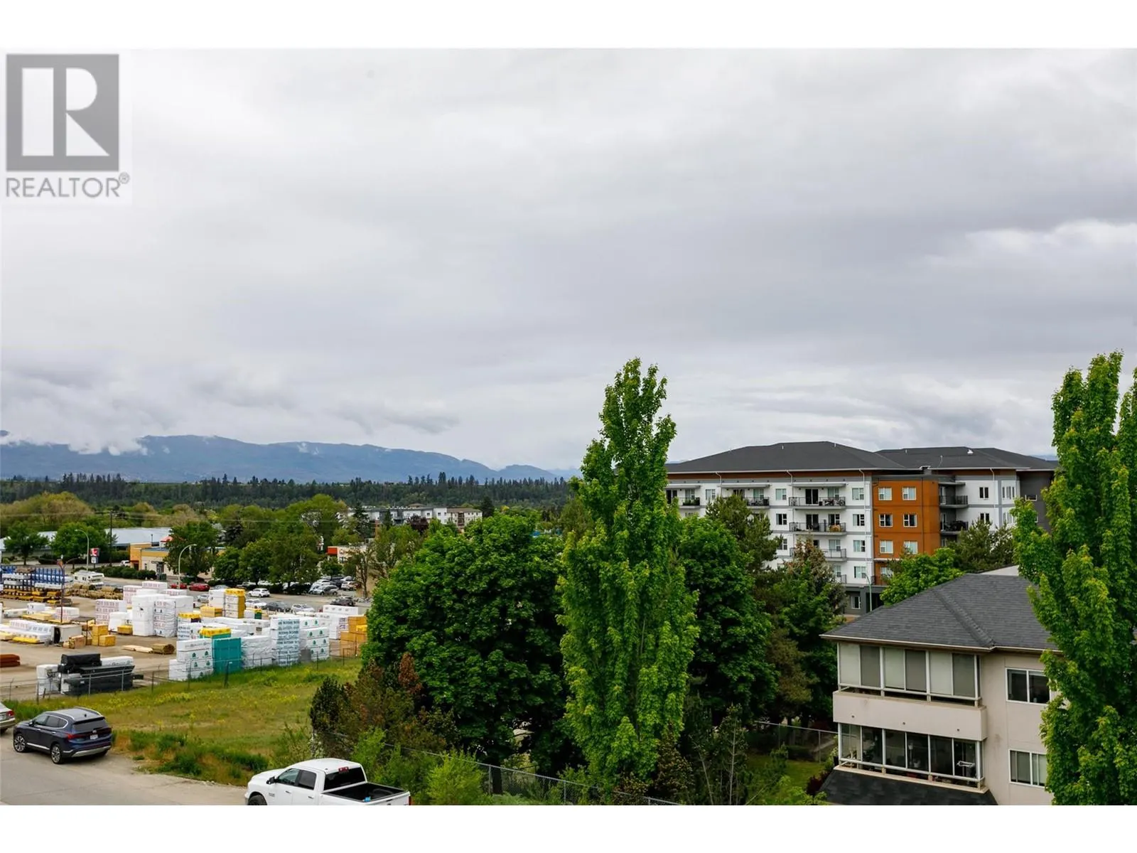 265 Froelich Road Unit# 412
