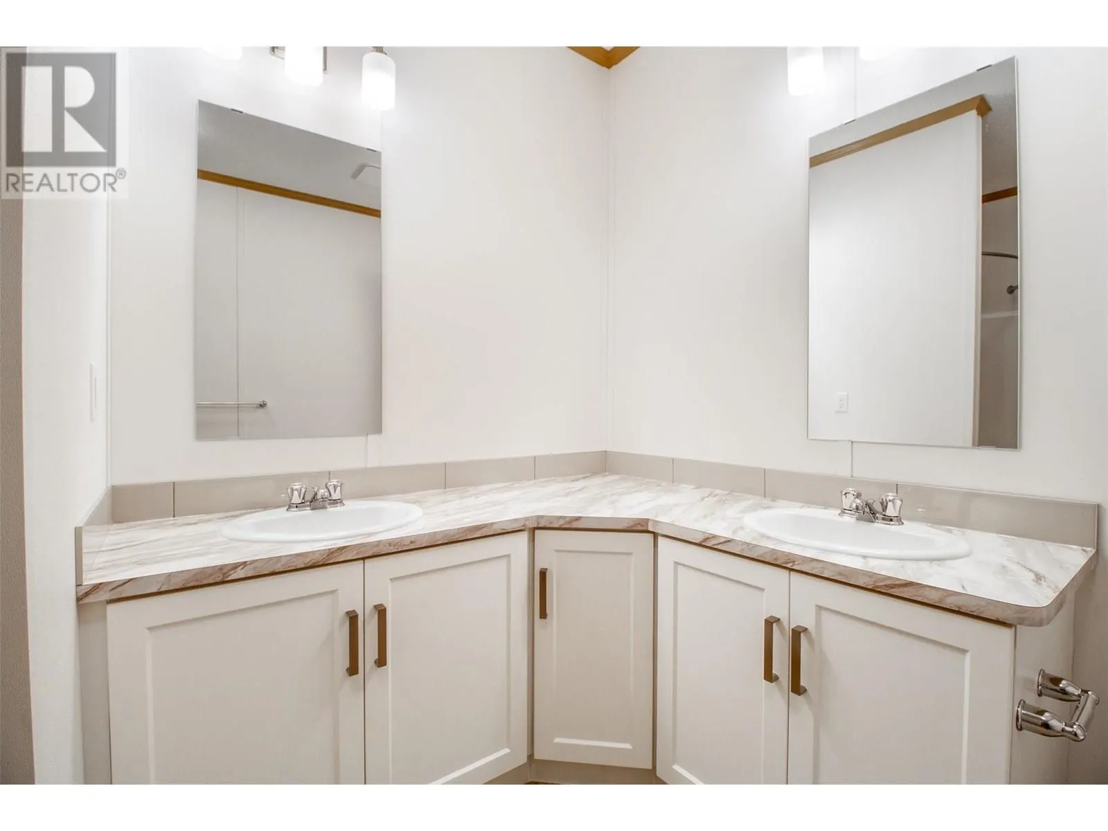 1204 Maplewood Street Unit# 19