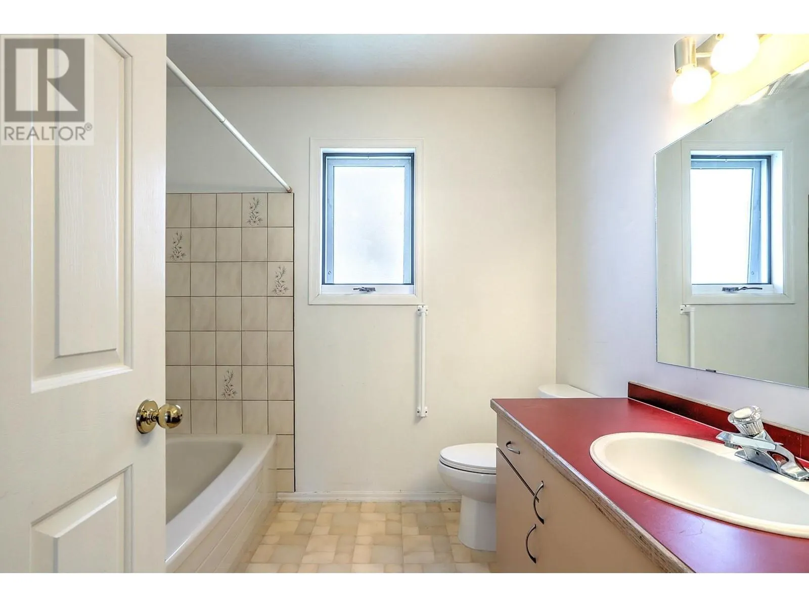 6732 Foothills Drive