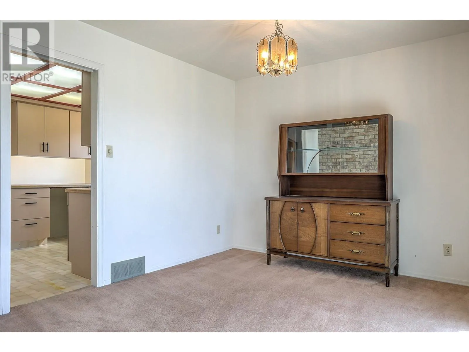 6732 Foothills Drive