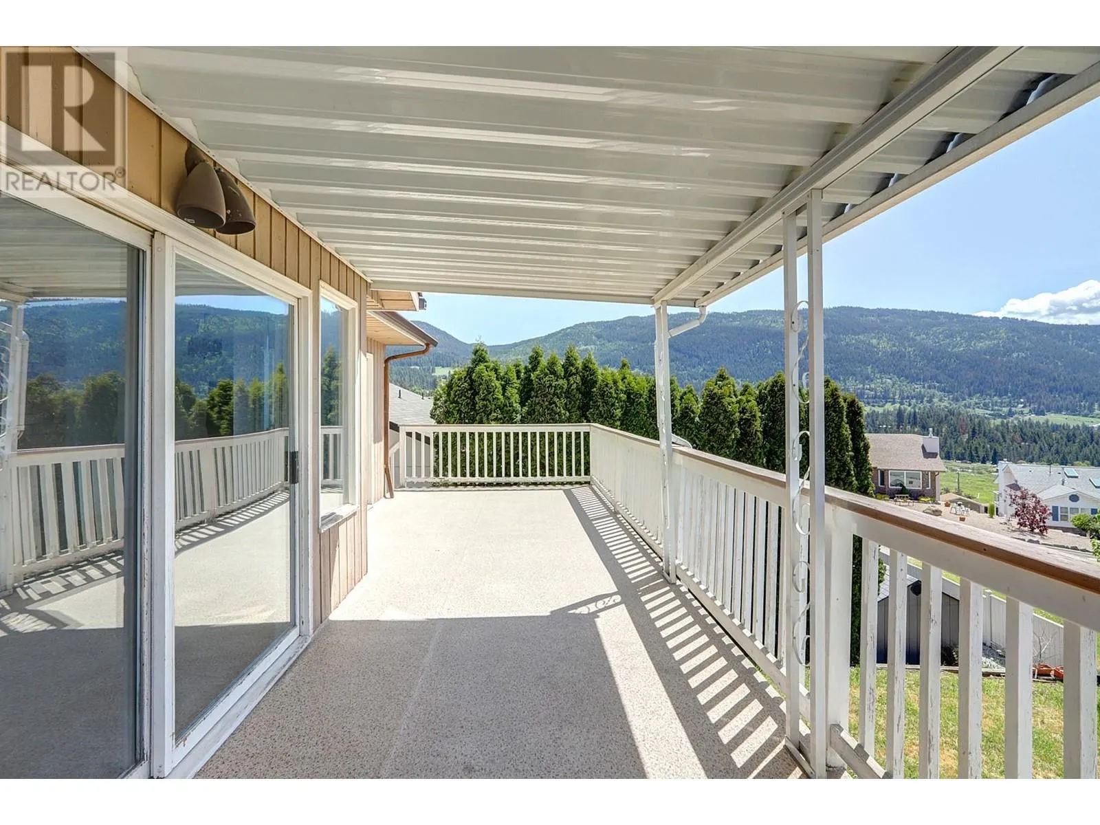 6732 Foothills Drive