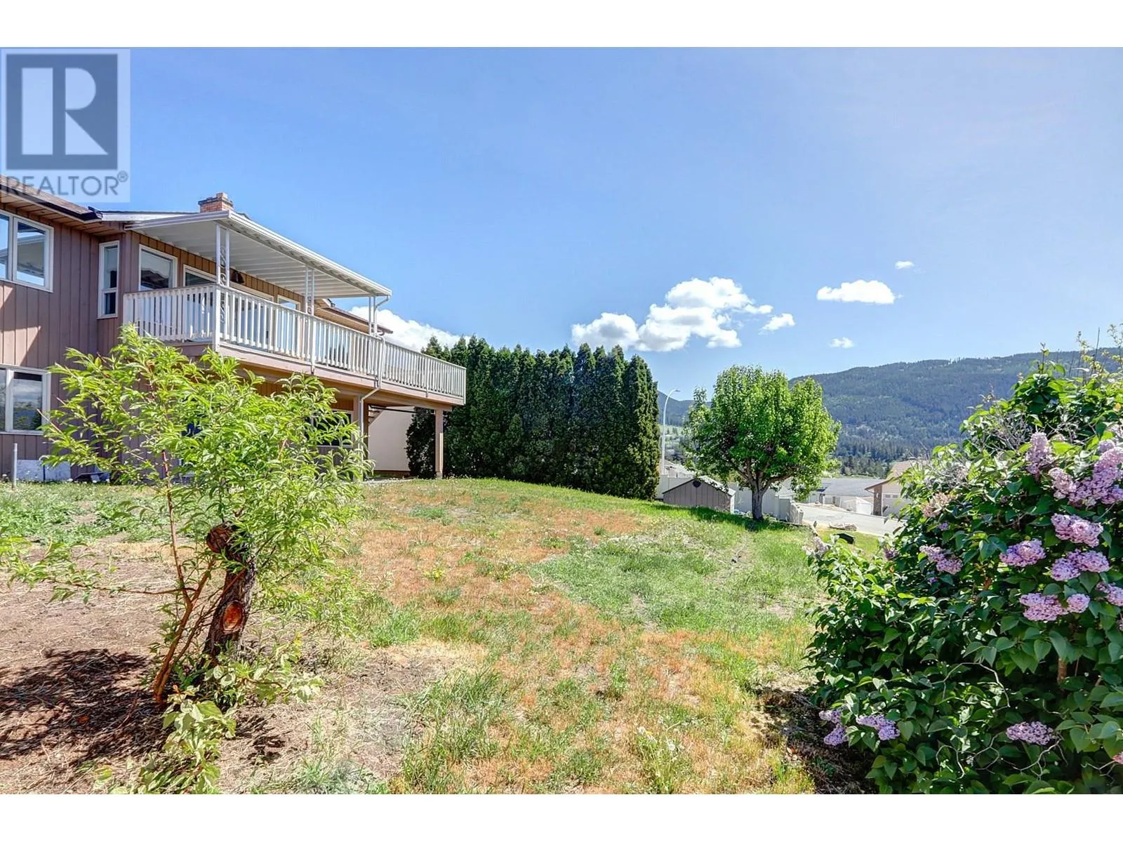 6732 Foothills Drive