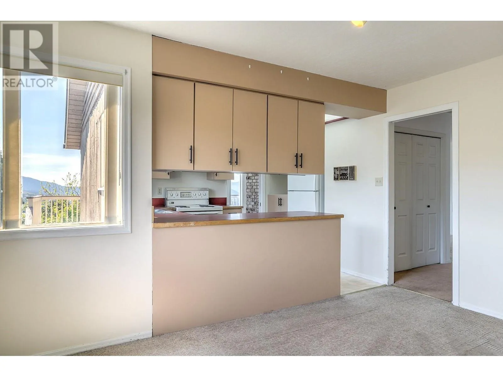 6732 Foothills Drive