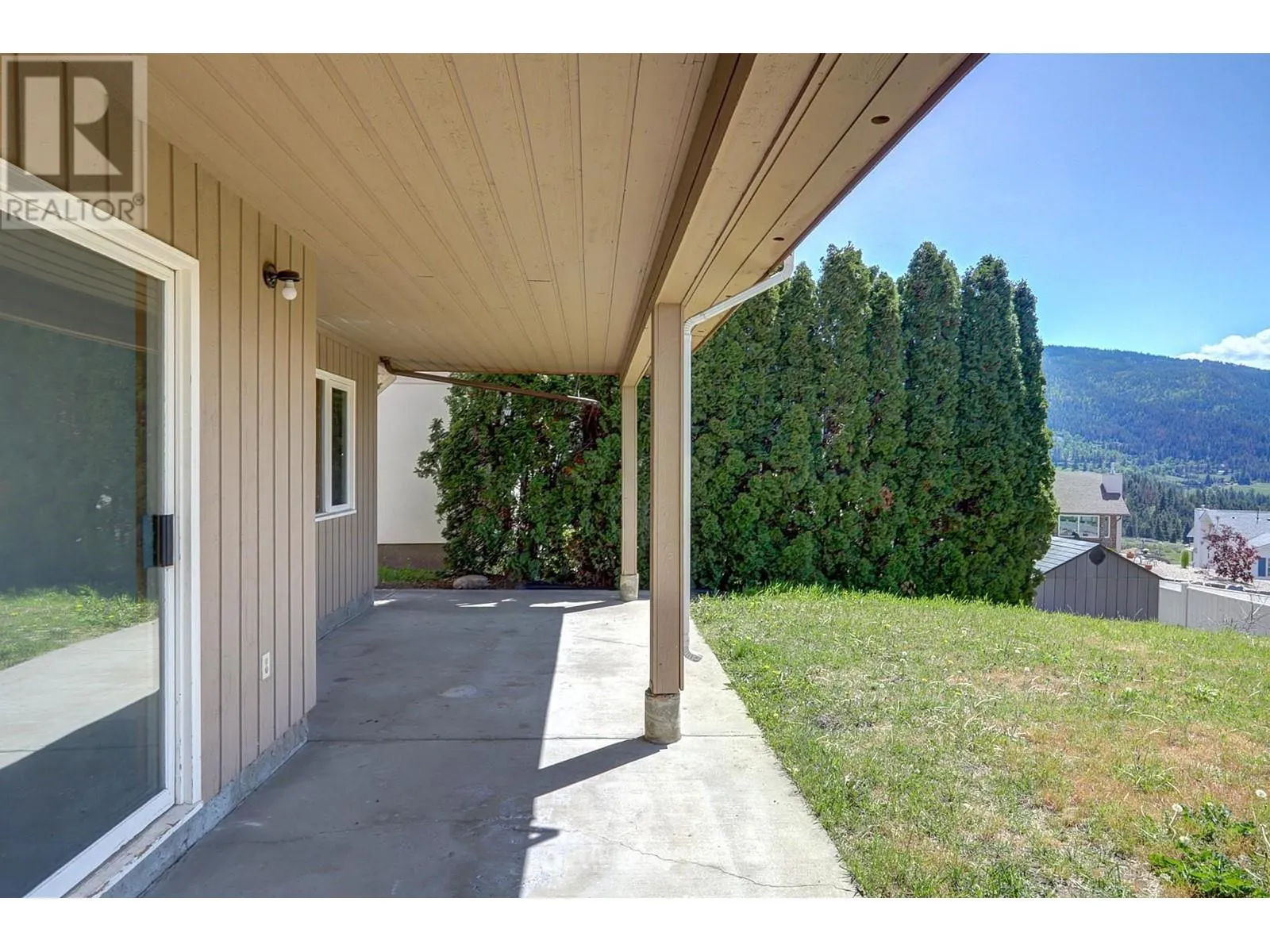 6732 Foothills Drive