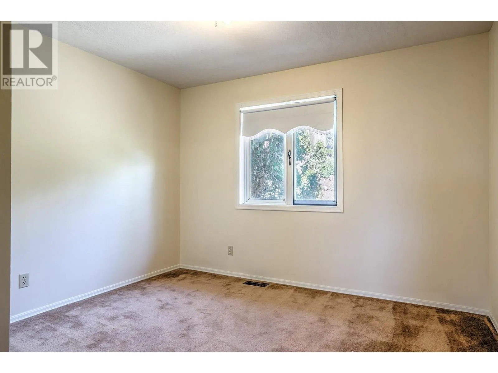 6732 Foothills Drive