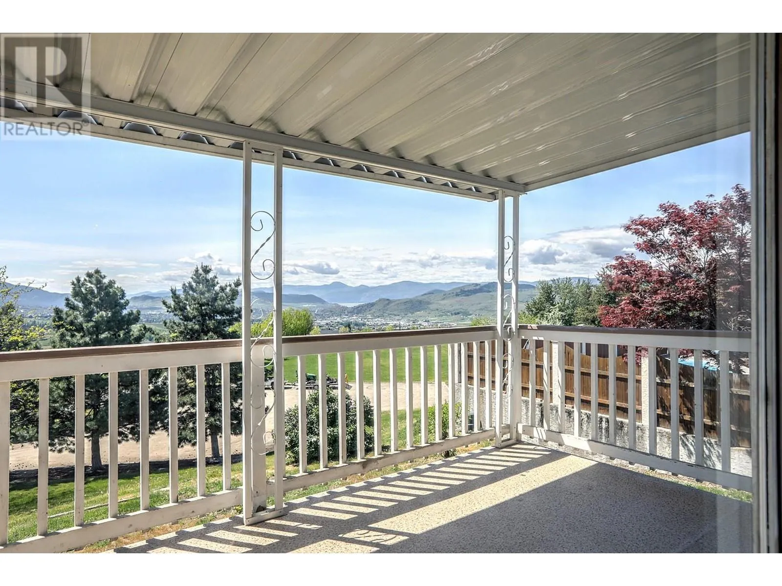 6732 Foothills Drive