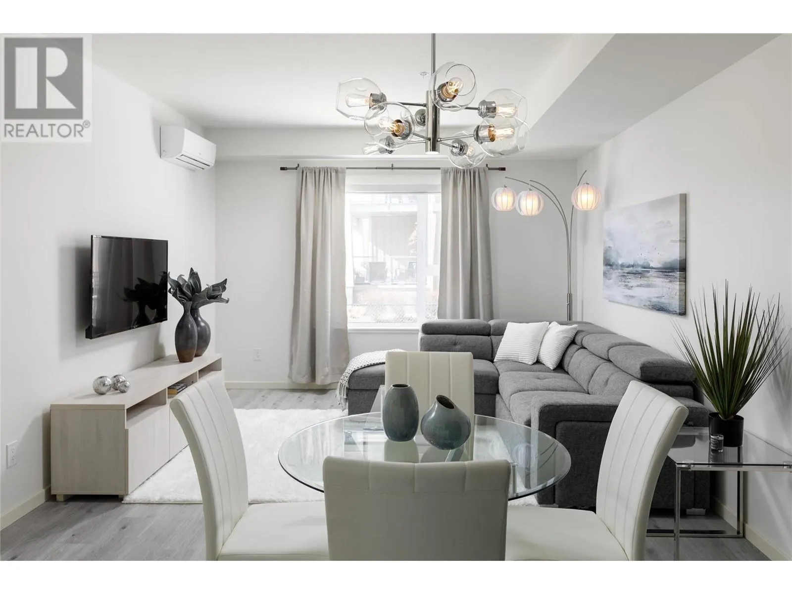 880 Saucier Avenue Unit# 103