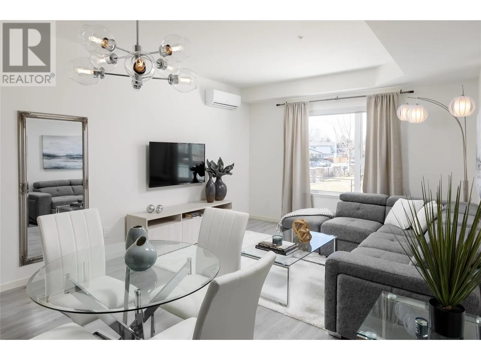 880 Saucier Avenue Unit# 103