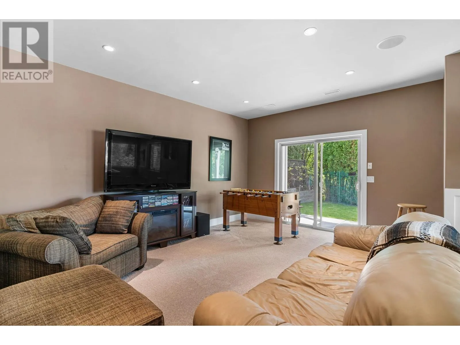 5200 Cobble Court