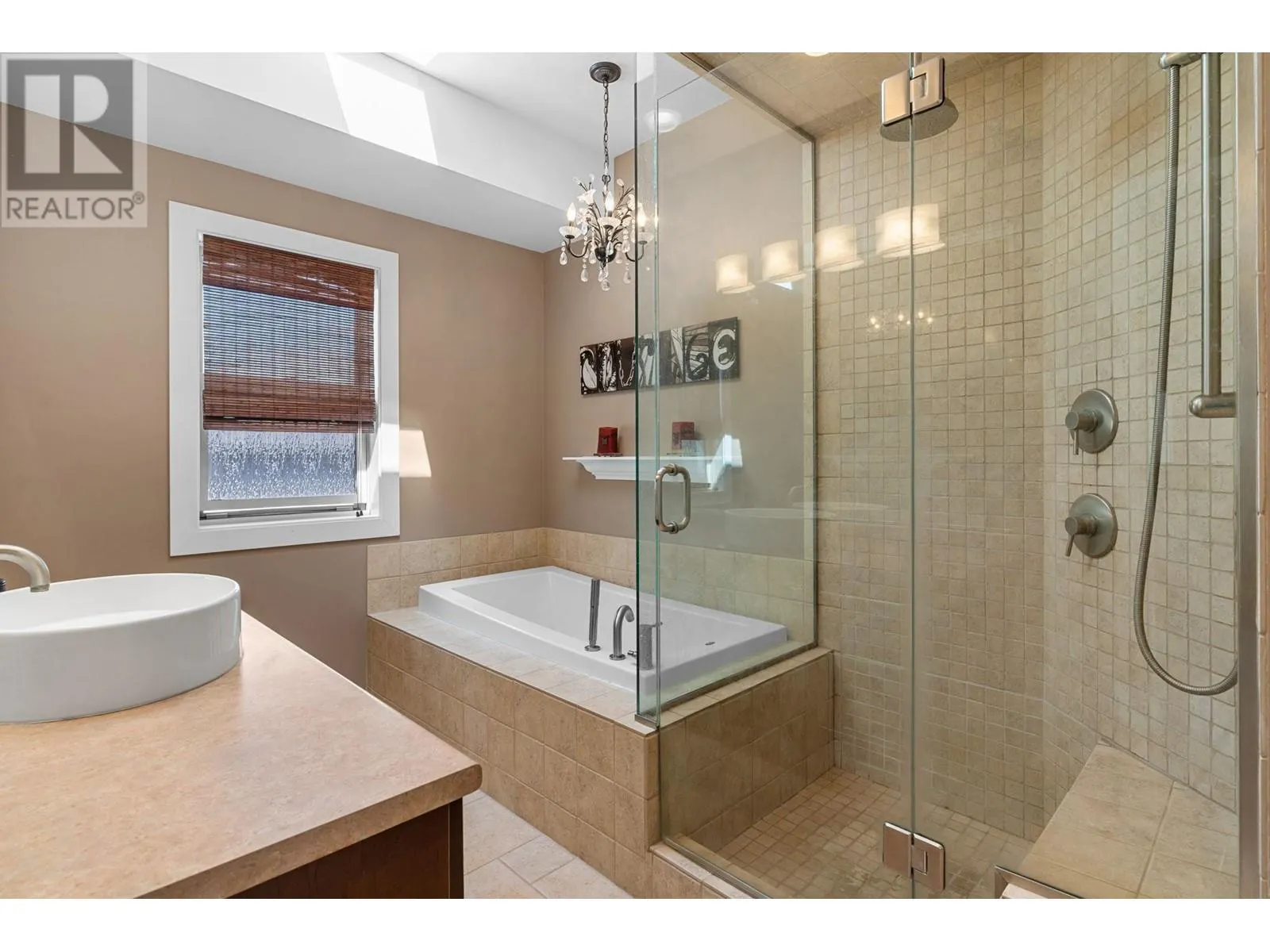 5200 Cobble Court