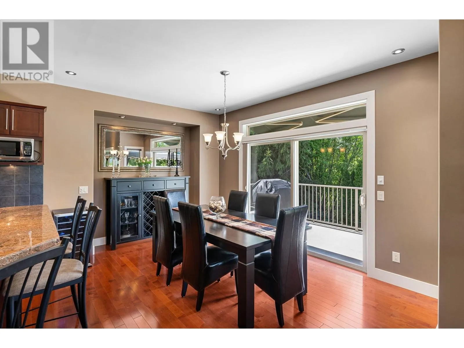 5200 Cobble Court