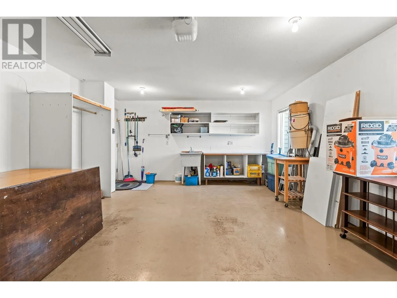 2804 25 Street