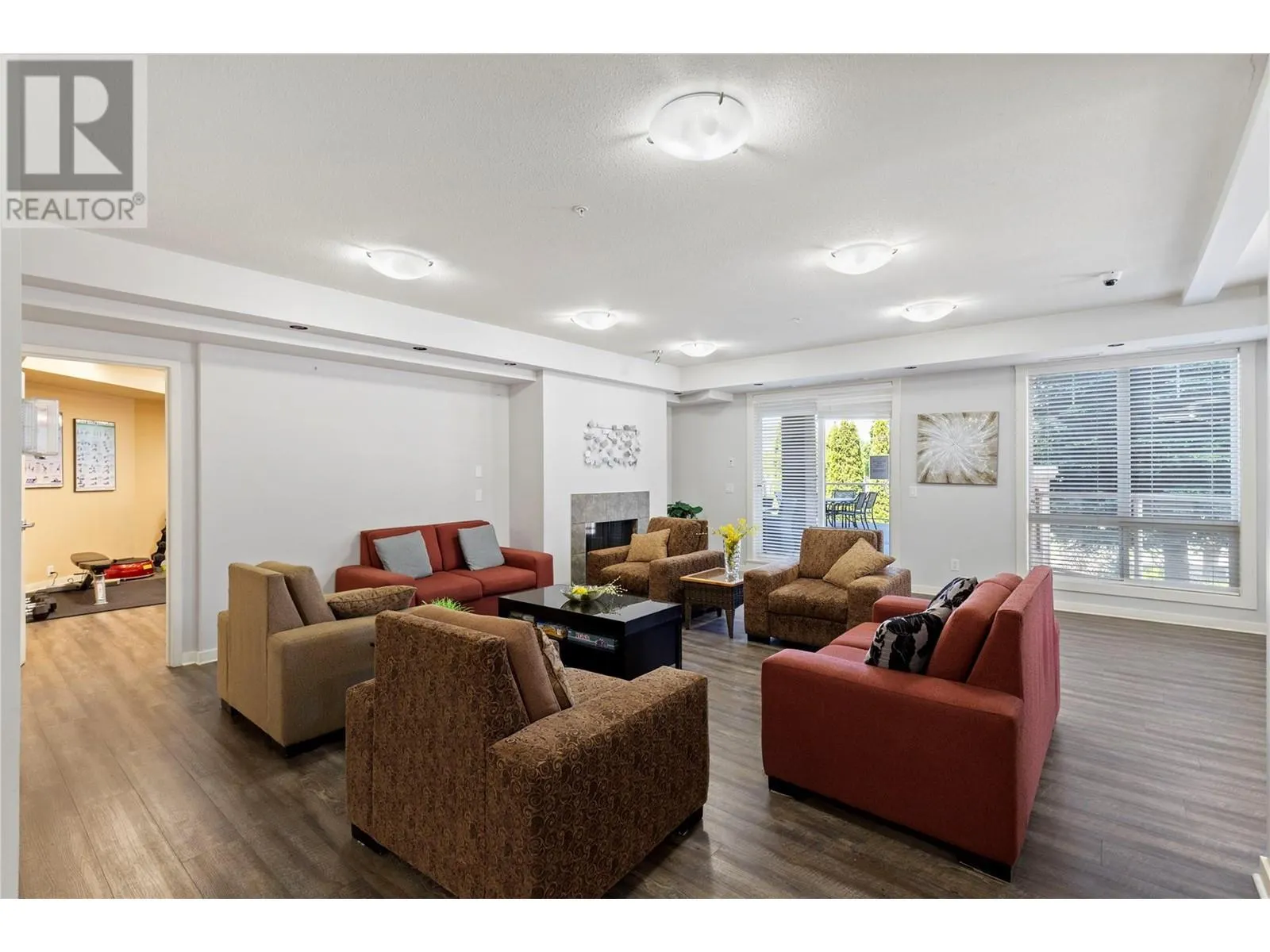 3550 Woodsdale Road Unit# 212