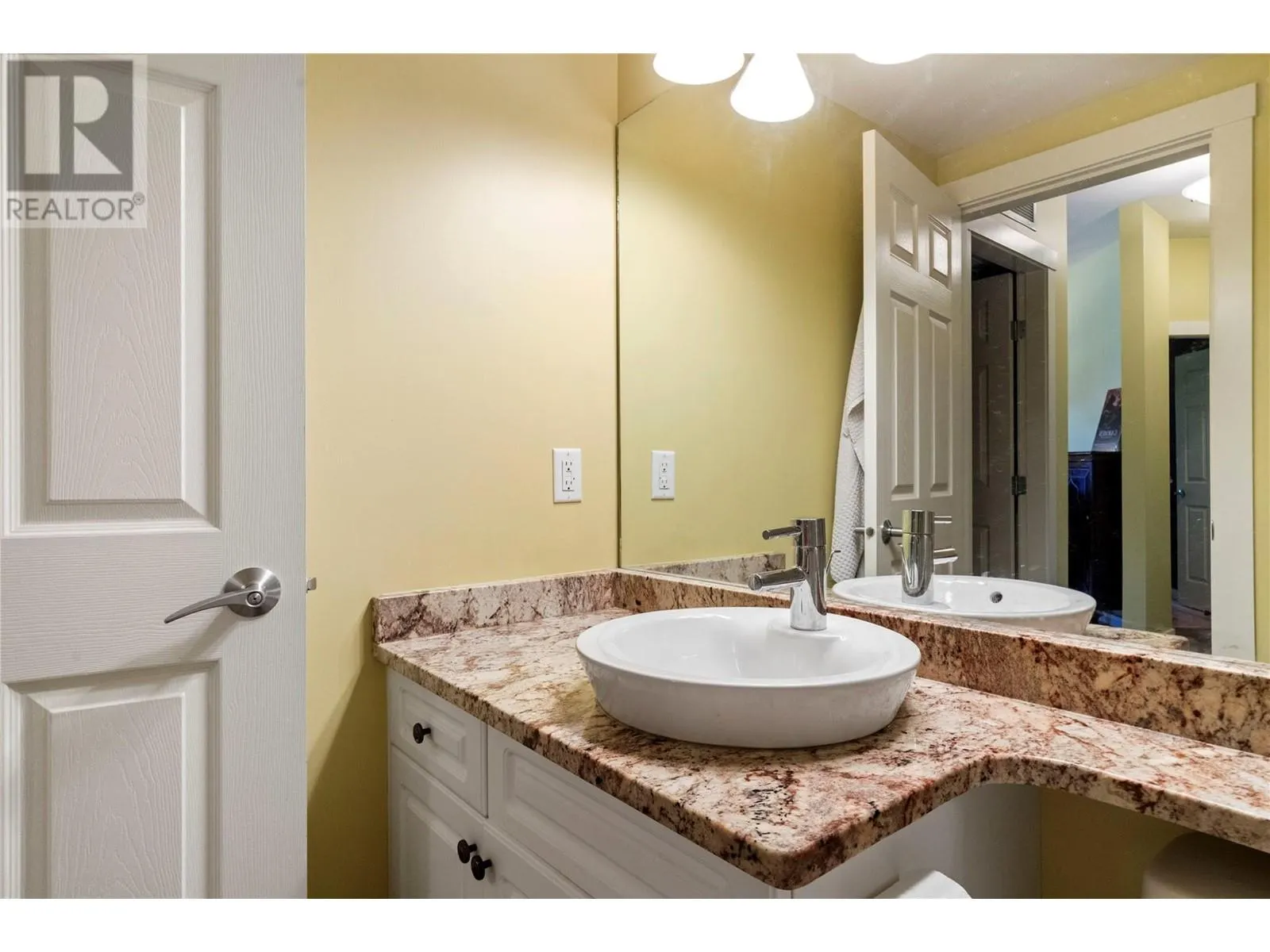 3550 Woodsdale Road Unit# 212