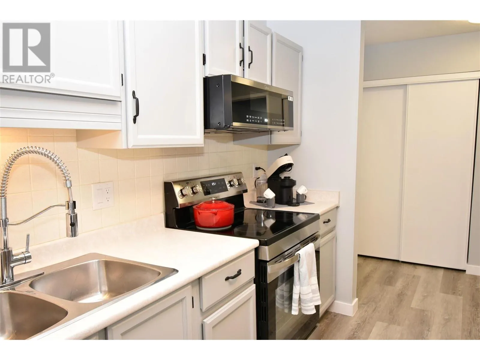 3608 27 Avenue Unit# 103