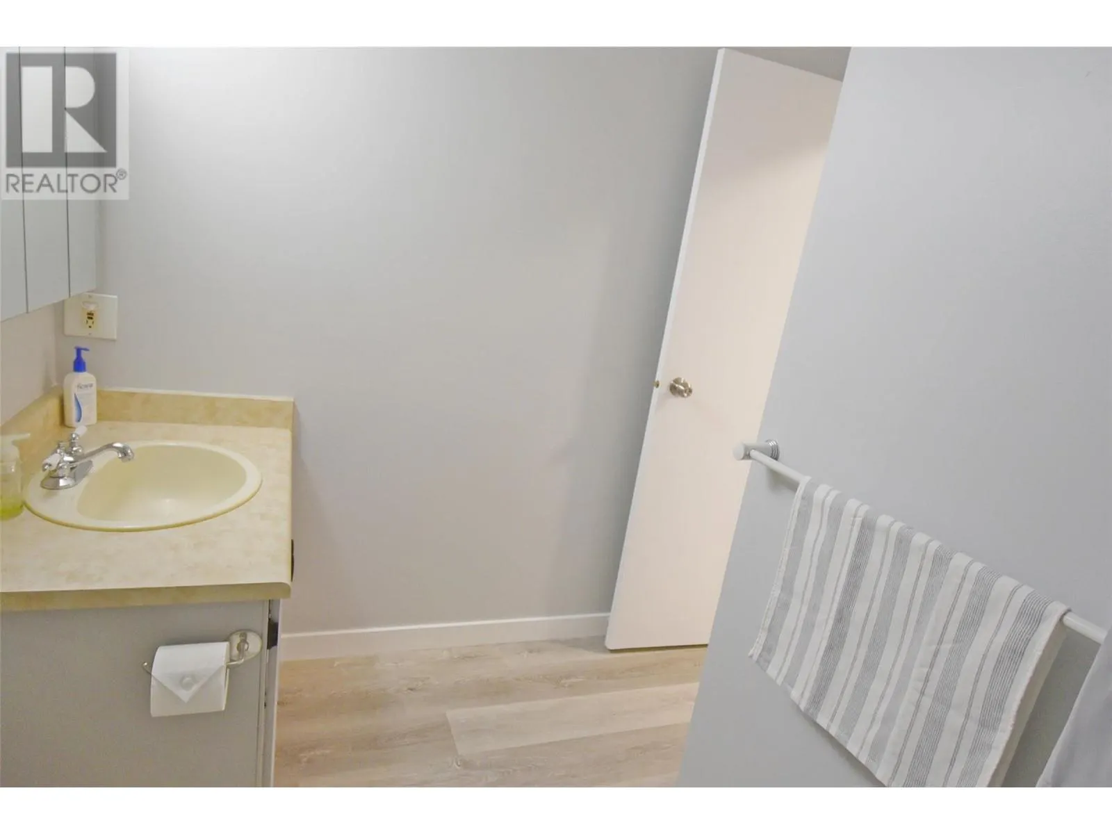 3608 27 Avenue Unit# 103