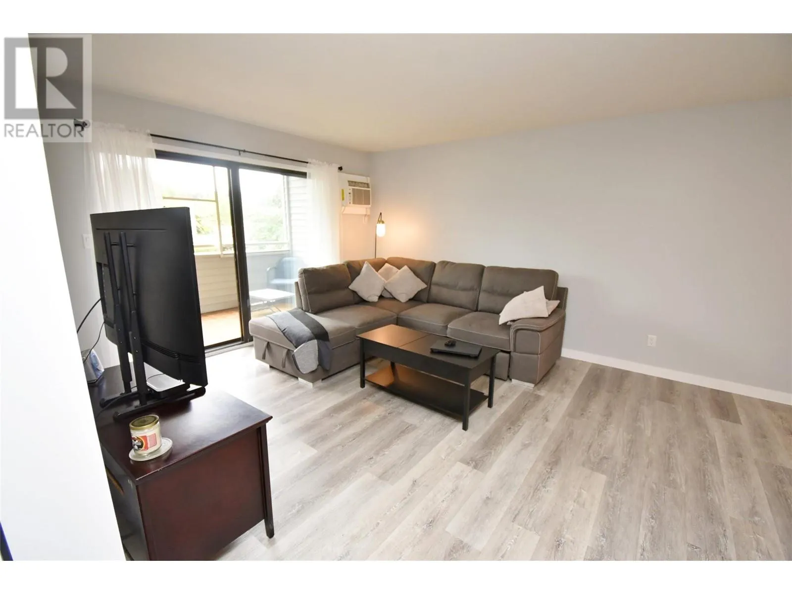 3608 27 Avenue Unit# 103