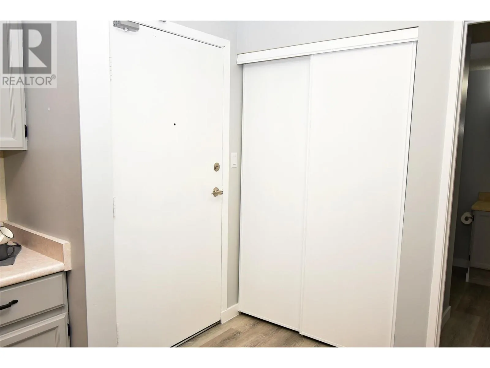 3608 27 Avenue Unit# 103
