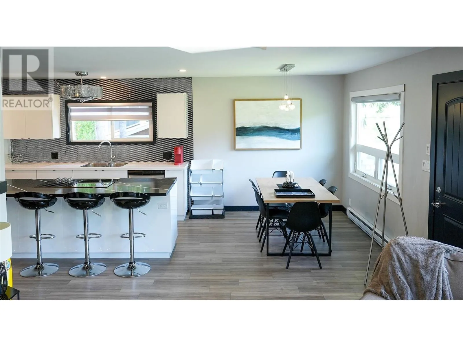 2622 Blind Bay Road
