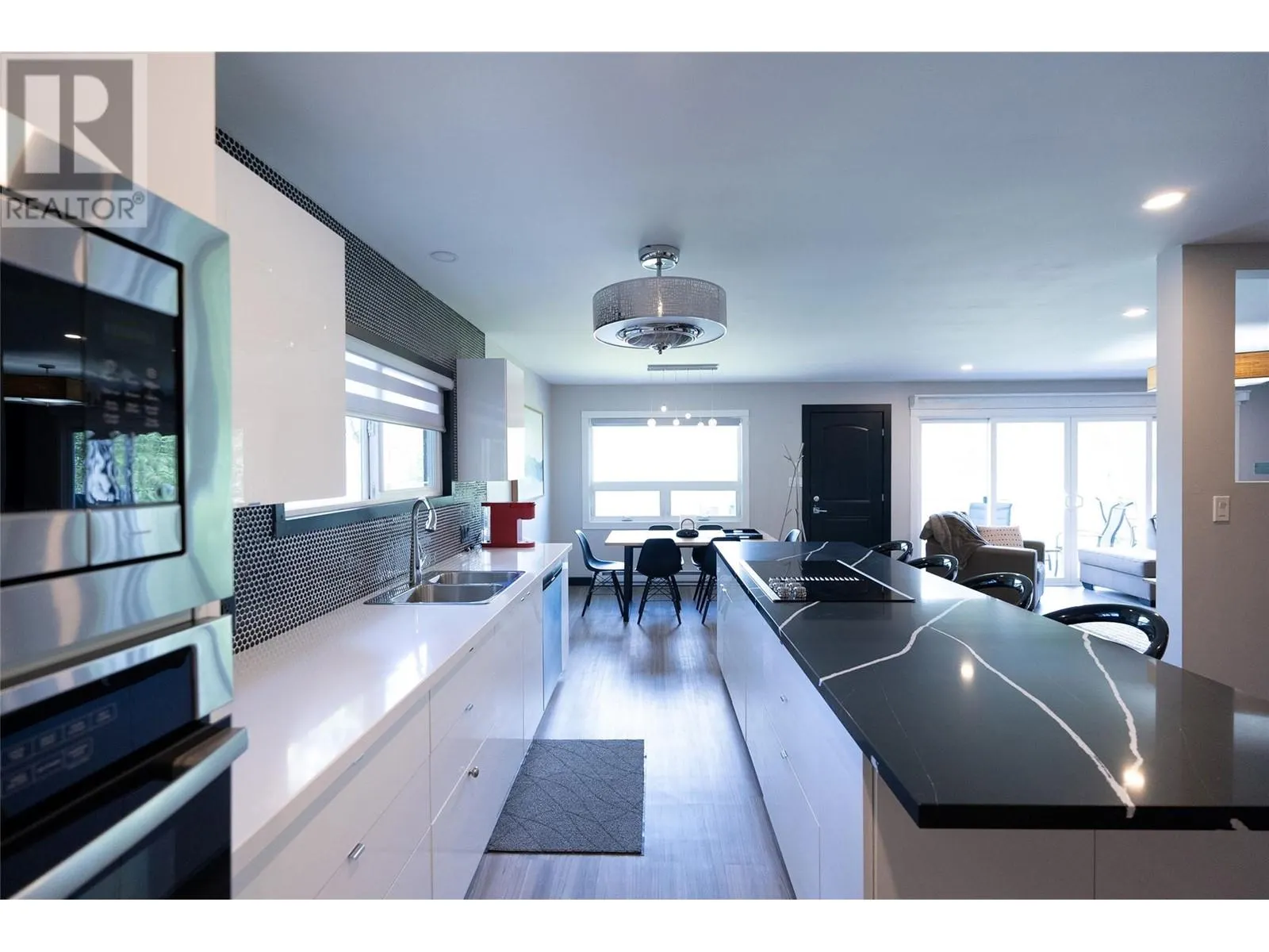 2622 Blind Bay Road