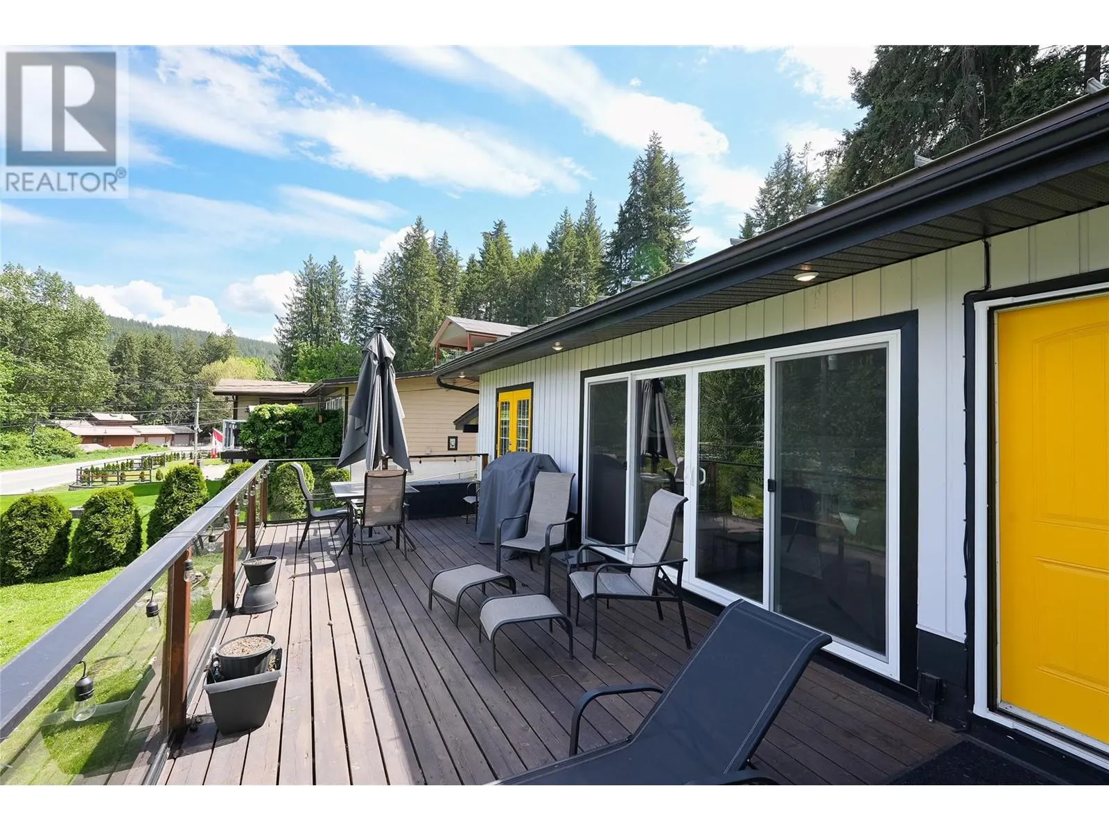 2622 Blind Bay Road