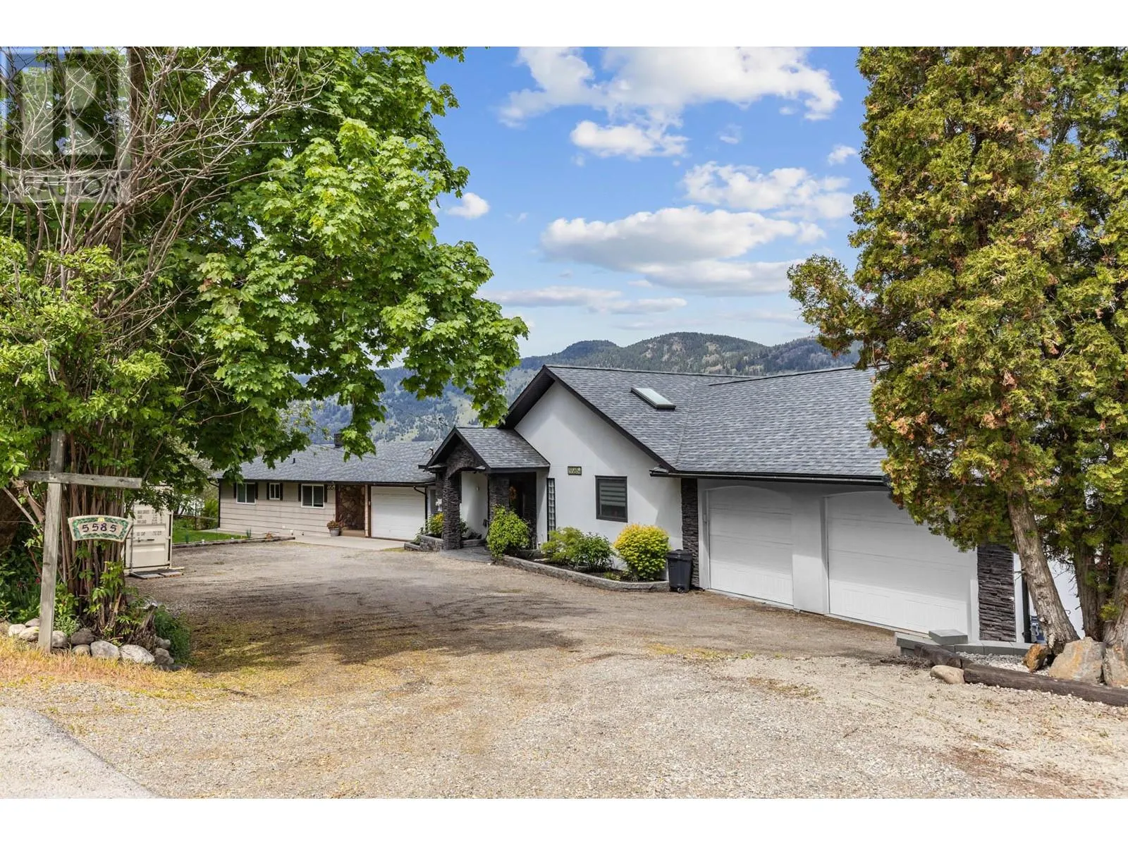 5585 Reid Road