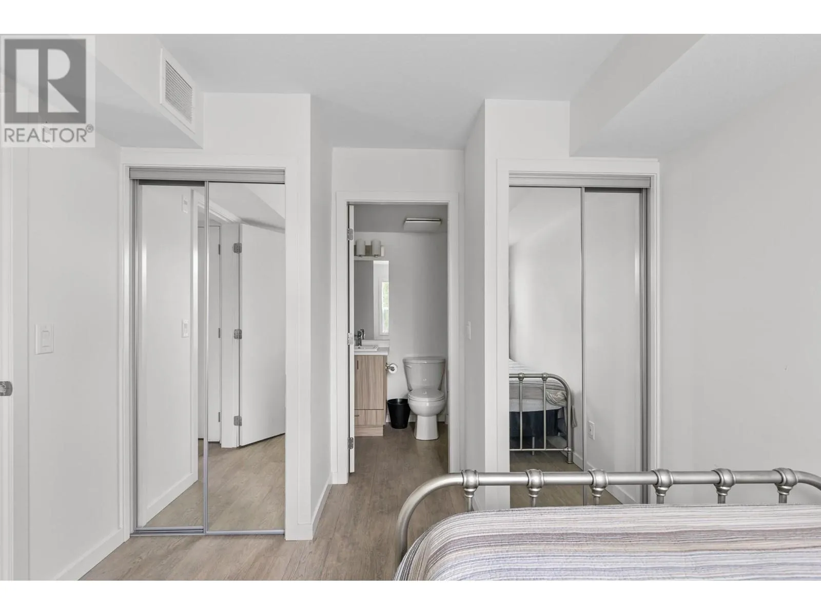 695 Academy Way Unit# 105
