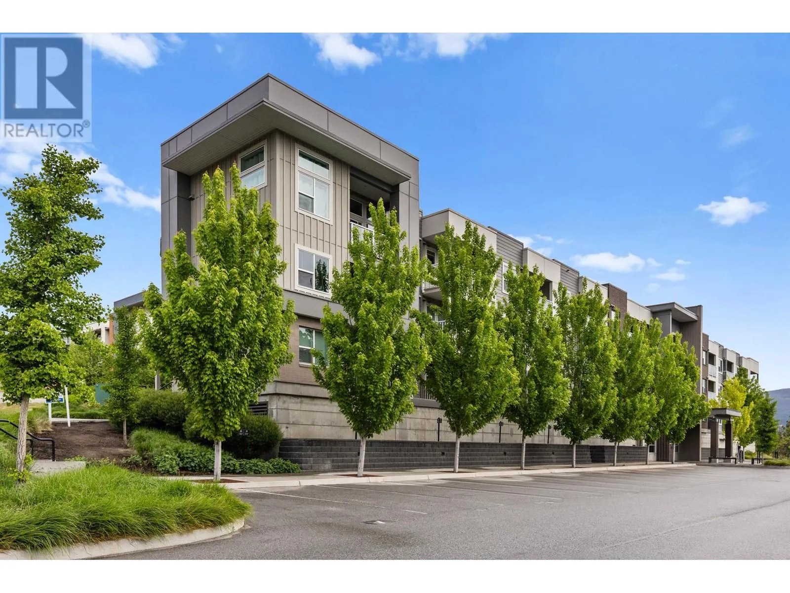695 Academy Way Unit# 105