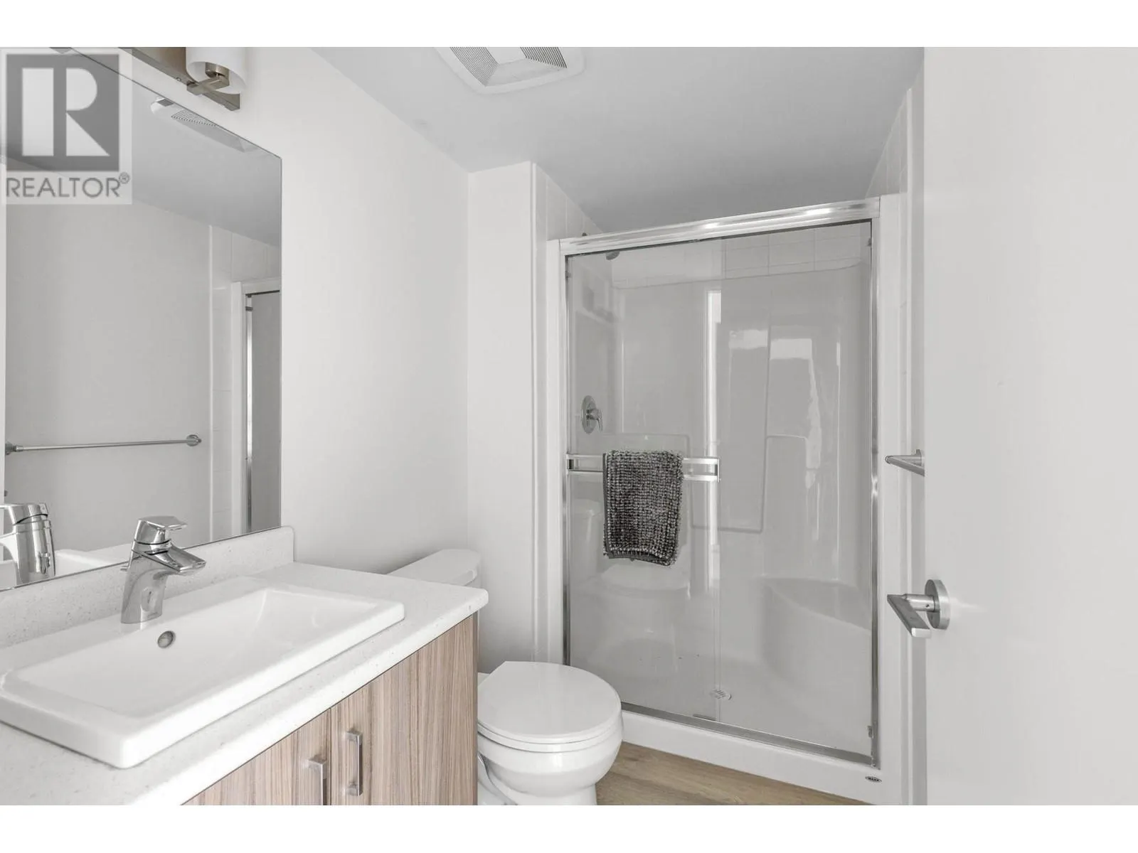 695 Academy Way Unit# 105