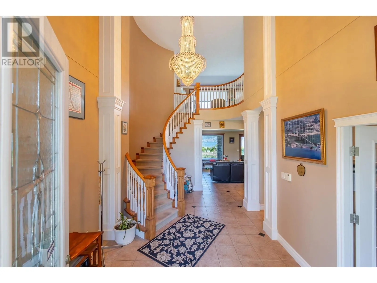 2350 Landry Crescent
