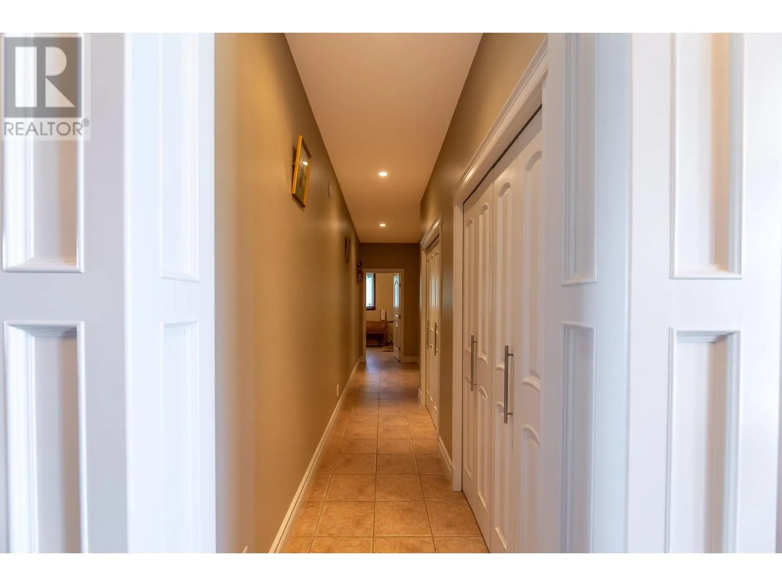 2350 Landry Crescent