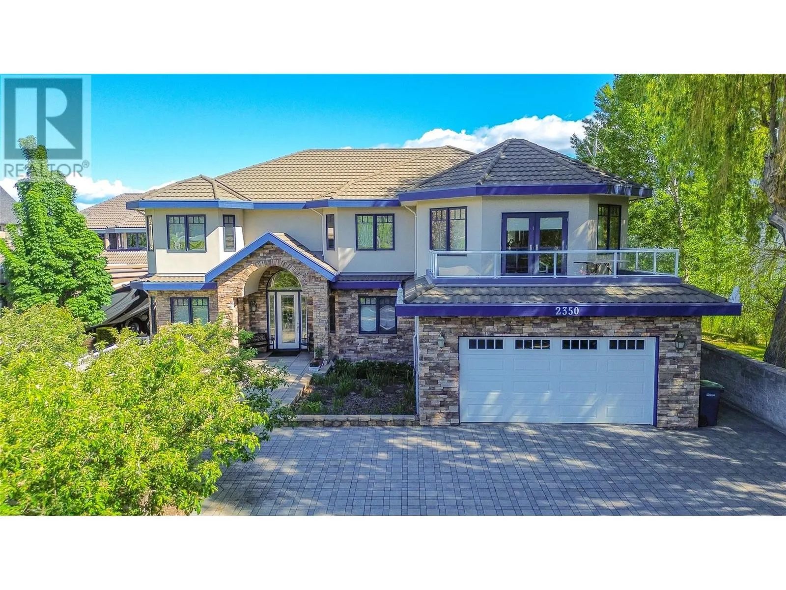 2350 Landry Crescent